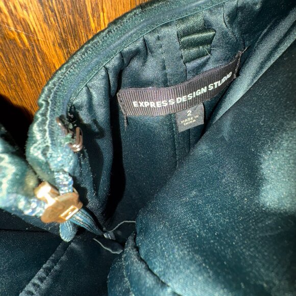 Dark green cocktail dress - Picture 4 of 7